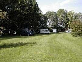 Caravan/motohome pitches front field