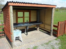 washing up shed